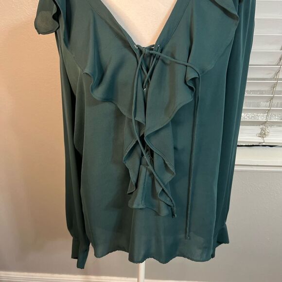 Parker Medium Green blouse with ruffles long sleeve - Picture 3 of 11